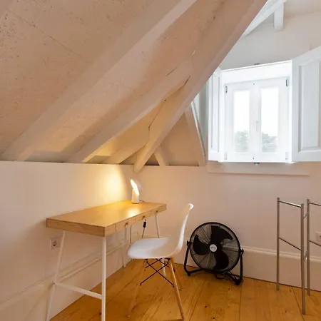 Aposentus - Architect And Design Apartman Porto