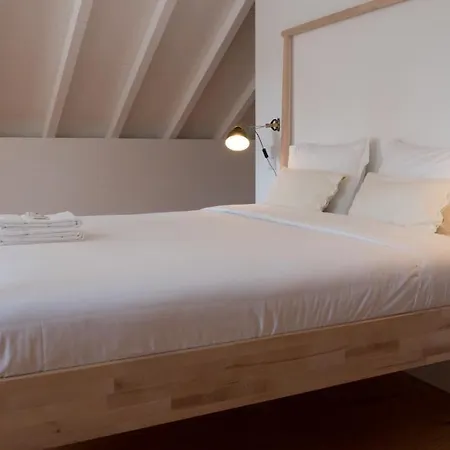 Aposentus - Architect And Design * Porto